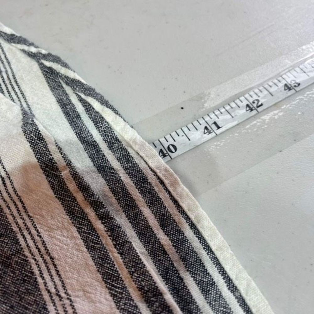 Old Navy Women's Striped Linen Blend V-Neck Tie Front Dress Gray White‎ Size XL - Picture 9 of 10